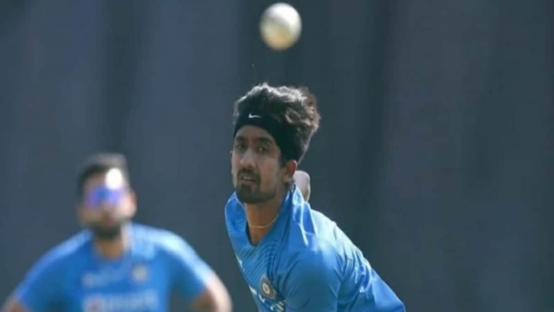 duleep trophy: gujarat titans' star spinner sizzles with 7-wicket haul as south lead north; west post huge target